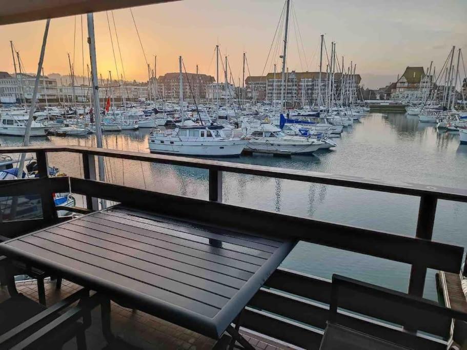 Chez Mamarina - Quadruplex - Marina Apartamento